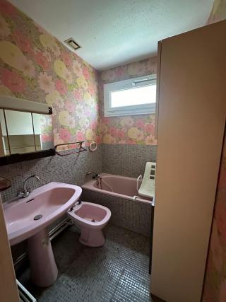 Avant - Modernisation d'une salle de bain