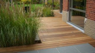 Miniature Terrasse et circulation en IPE