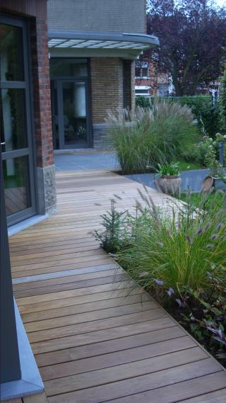 Miniature Terrasse et circulation en IPE